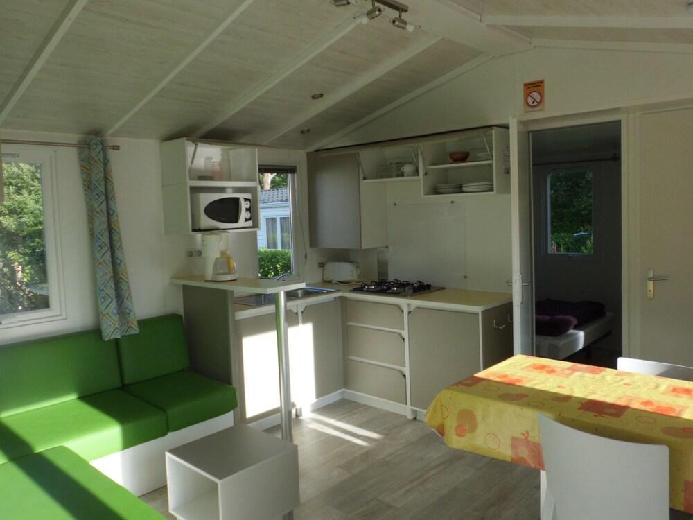 Camping de Lanven Plomeur Eksteriør billede